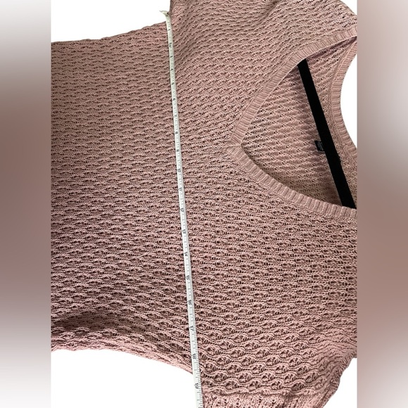 AE Outfitters women’s small dusty rose pink knit sweater - Picture 3 of 8